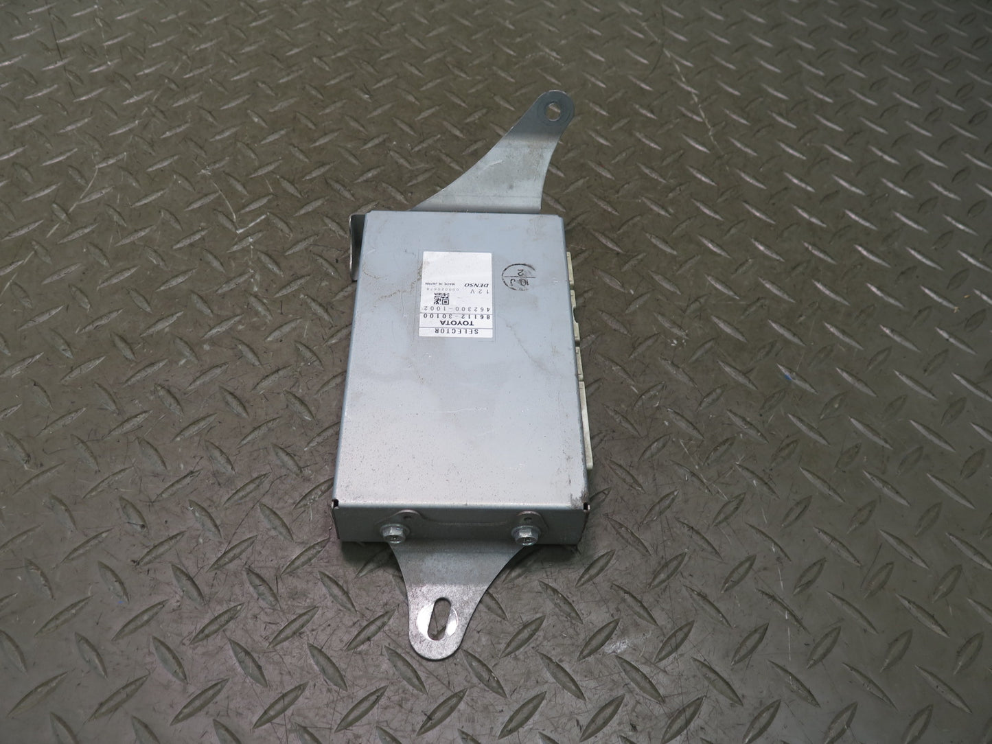 07-09 Lexus UVF46L LS600h LS460 Display Selector Control Module 86112-30100 OEM