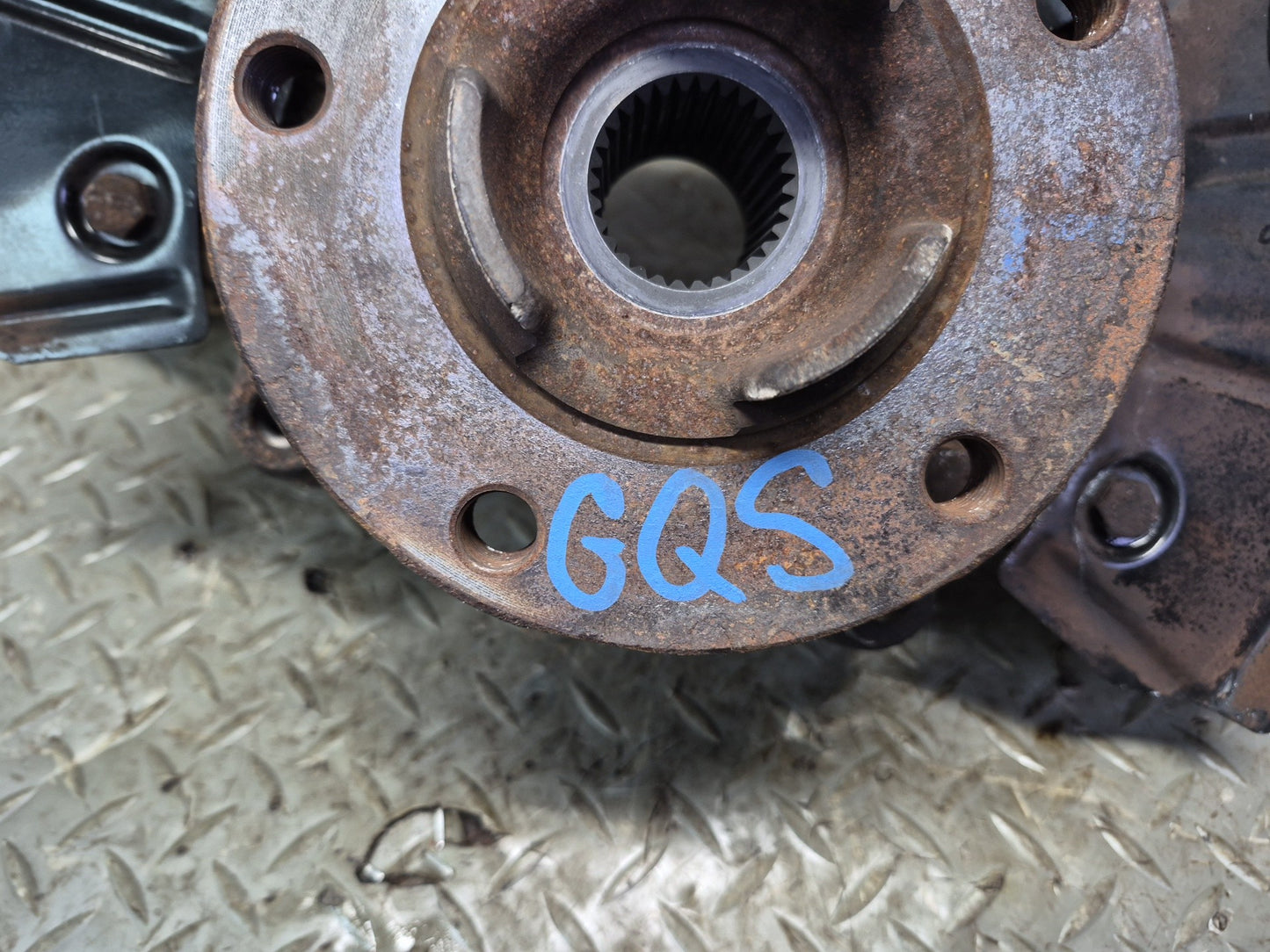 11-15 Audi 4L Q7 AWD Front Left Spindle Knuckle Wheel Hub Bearing 7P6407245A OEM
