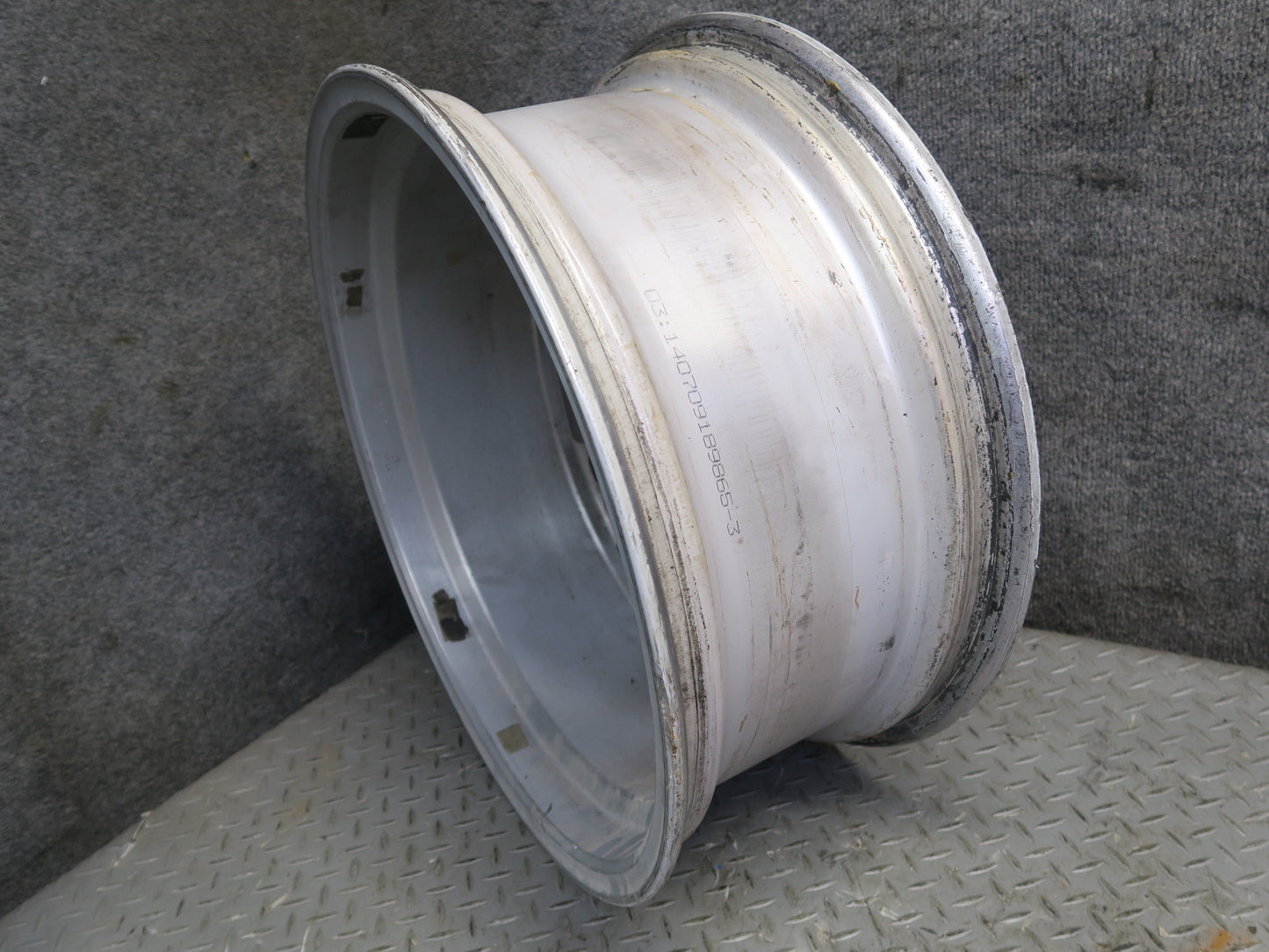 08-16 Lexus UVF46L LS600h Factory Alloy R19 19" Wheel Rim 19x8J ET35 OEM