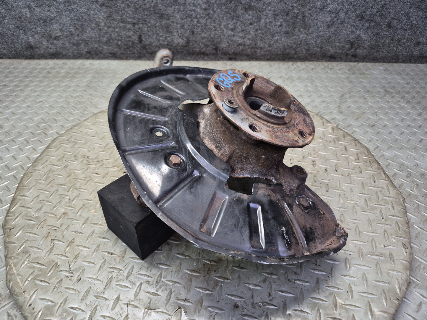 11-15 Audi 4L Q7 3.0L AWD Front Right Spindle Knuckle Wheel Hub 7P6407246A OEM