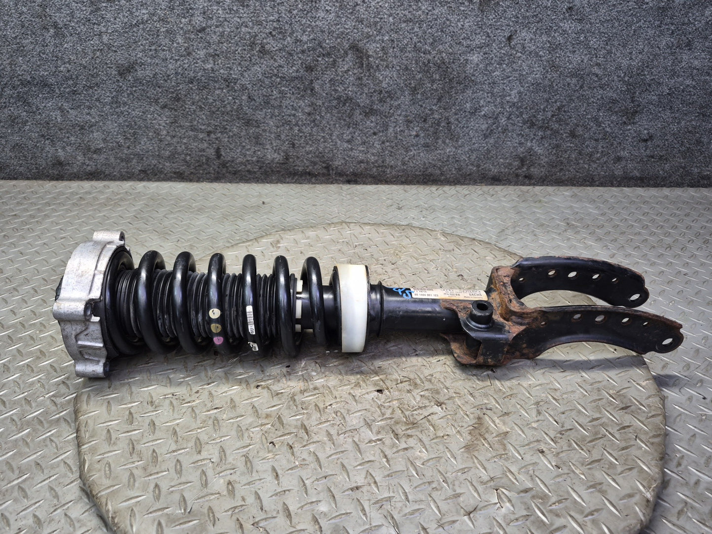 07-15 Audi 4L Q7 AWD Set of 2 Front Left & Right Strut Shock Absorber OEM