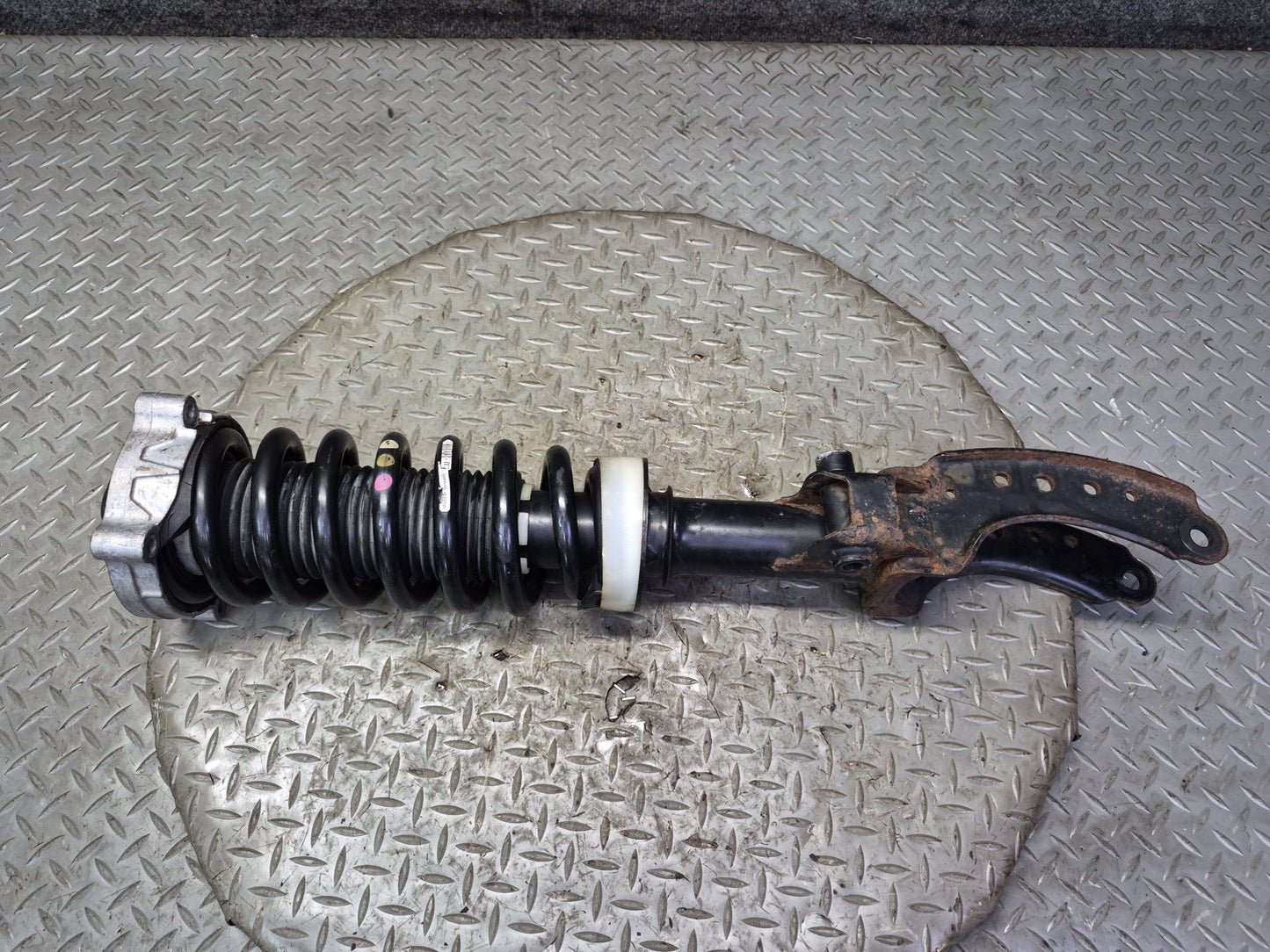 07-15 Audi 4L Q7 AWD Set of 2 Front Left & Right Strut Shock Absorber OEM