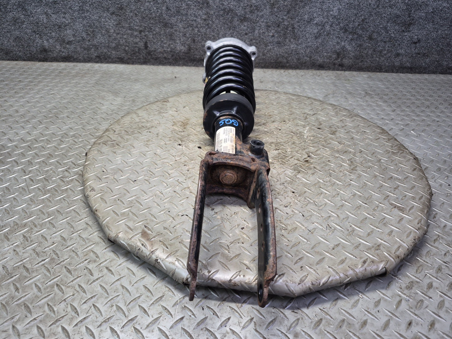 07-15 Audi 4L Q7 AWD Set of 2 Front Left & Right Strut Shock Absorber OEM
