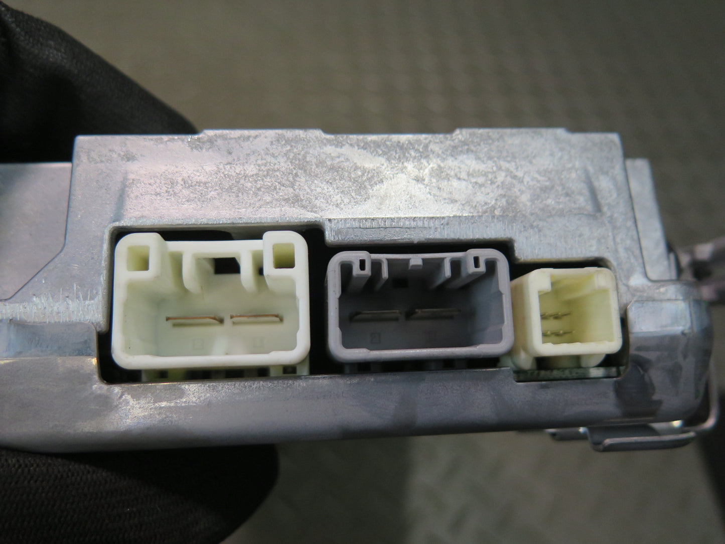 08-09 Lexus UVF46L LS600h LS460 Power Steering Converter Contol Module OEM