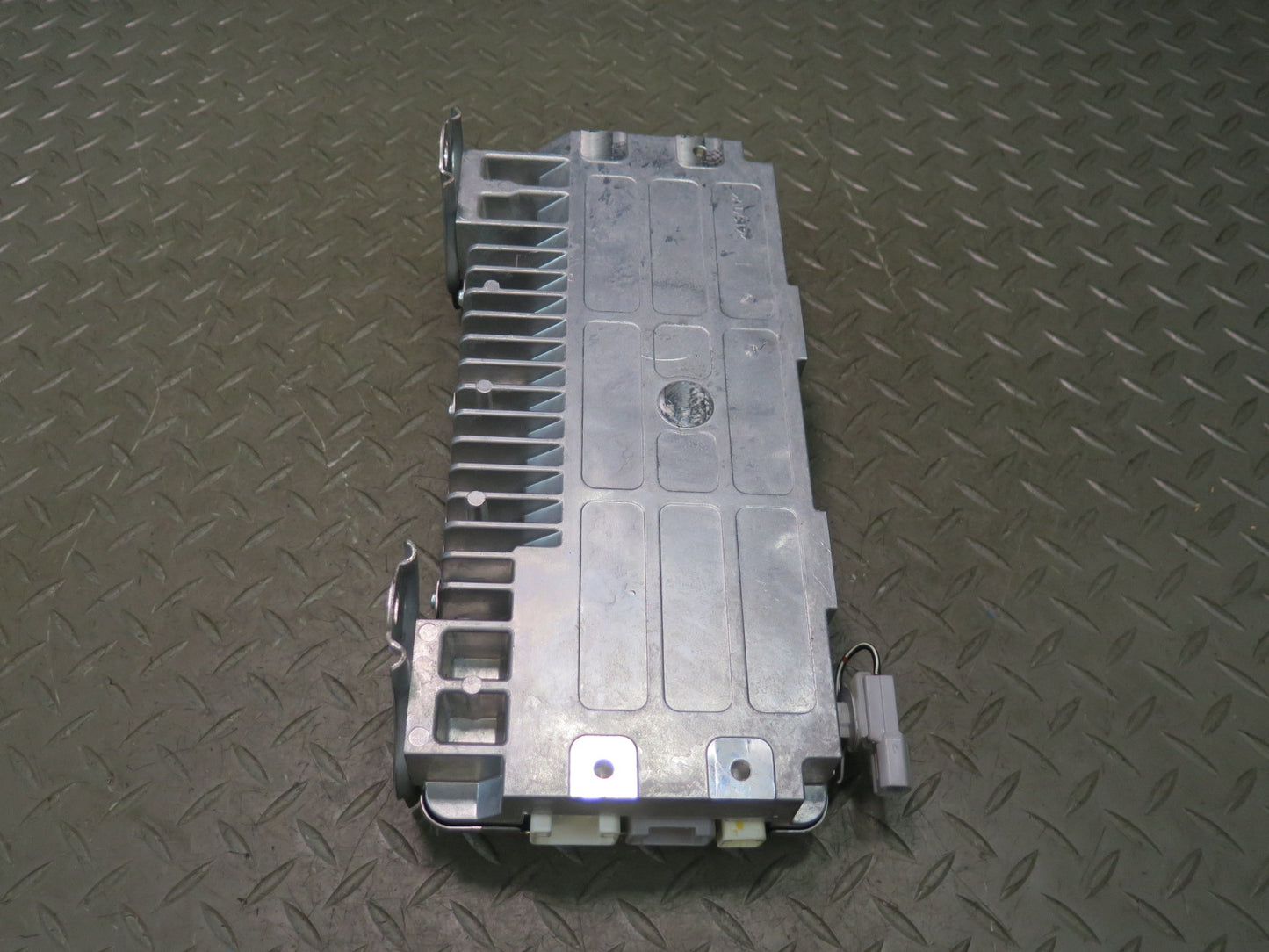 08-09 Lexus UVF46L LS600h LS460 Power Steering Converter Contol Module OEM