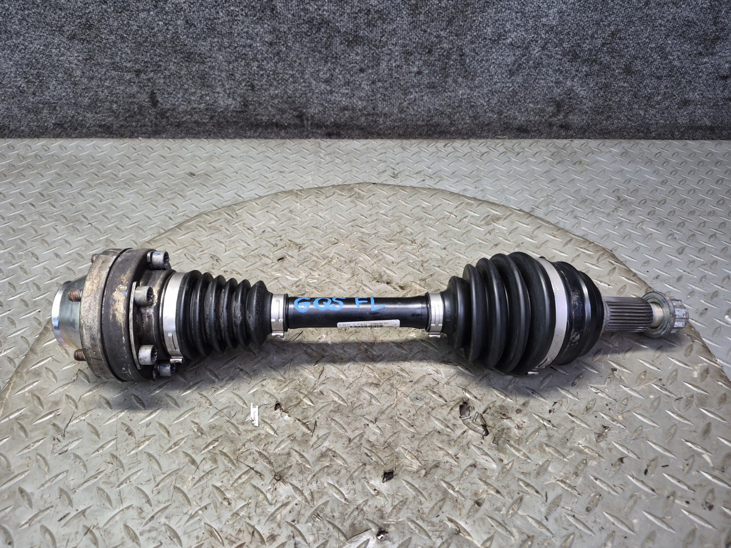 11-15 Audi 4L Q7 3.0L AWD Front Left or Right Axle Shaft 7P0407271C OEM