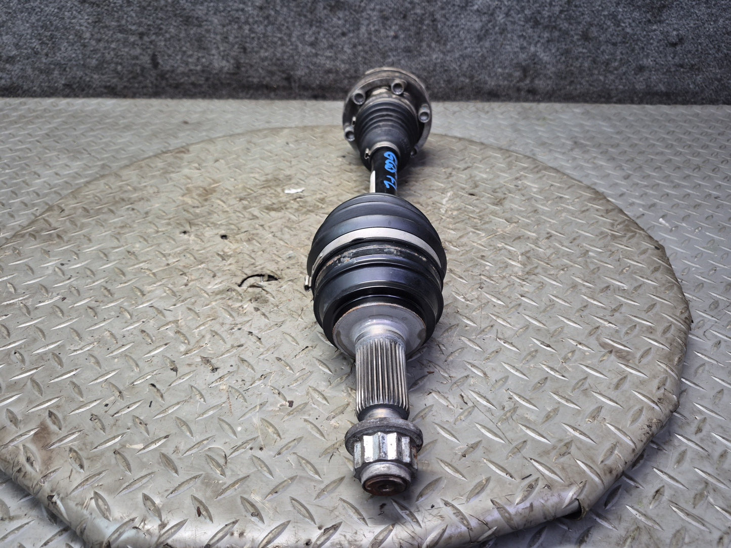 11-15 Audi 4L Q7 3.0L AWD Front Left or Right Axle Shaft 7P0407271C OEM