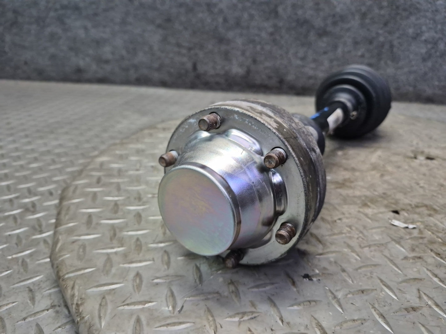 11-15 Audi 4L Q7 3.0L AWD Front Left or Right Axle Shaft 7P0407271C OEM