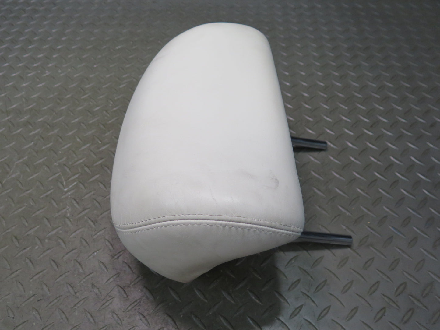 08-12 Lexus UVF46L LS600h Set of 3 Rear Left Center Right Leather Headrest OEM