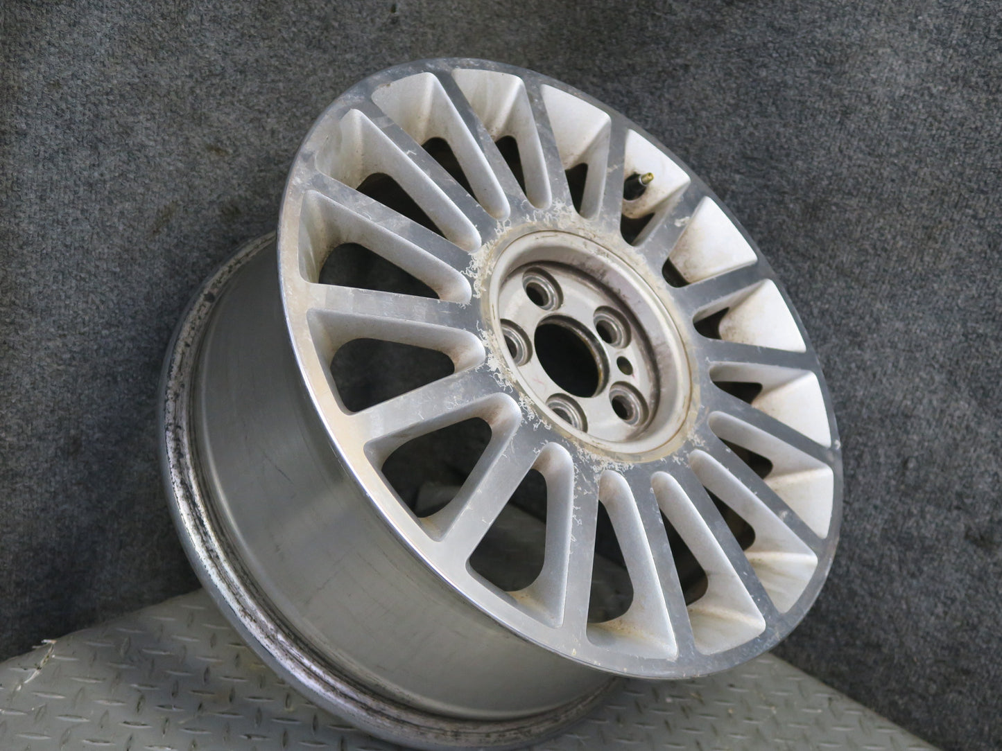 02-05 Ford Thunderbird Set of 4 Factory R17" Wheel Rim 17x7.5J ET60 OEM