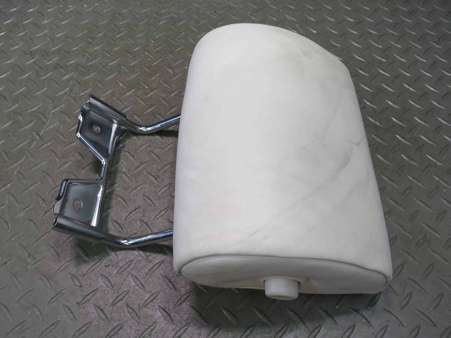 08-12 Lexus UVF46L LS600h Set of 3 Rear Left Center Right Leather Headrest OEM