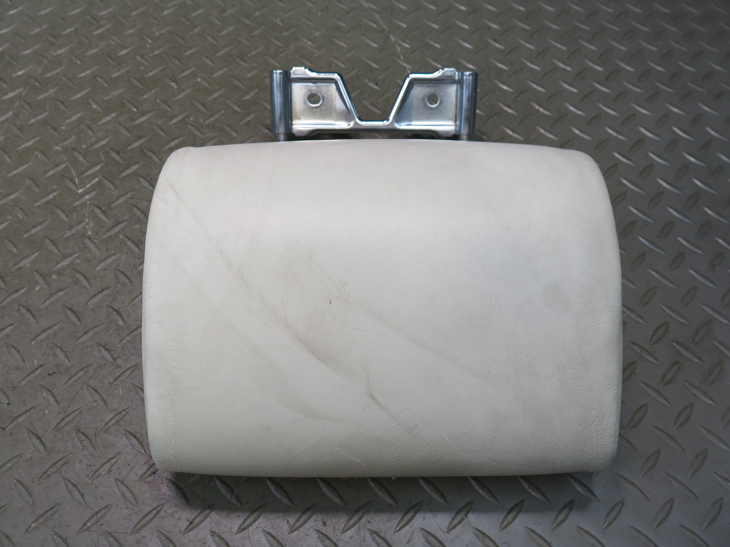 08-12 Lexus UVF46L LS600h Set of 3 Rear Left Center Right Leather Headrest OEM