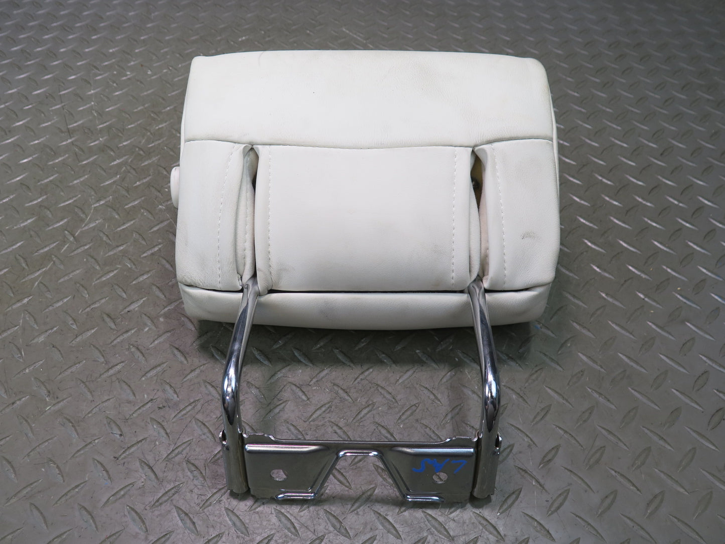 08-12 Lexus UVF46L LS600h Set of 3 Rear Left Center Right Leather Headrest OEM