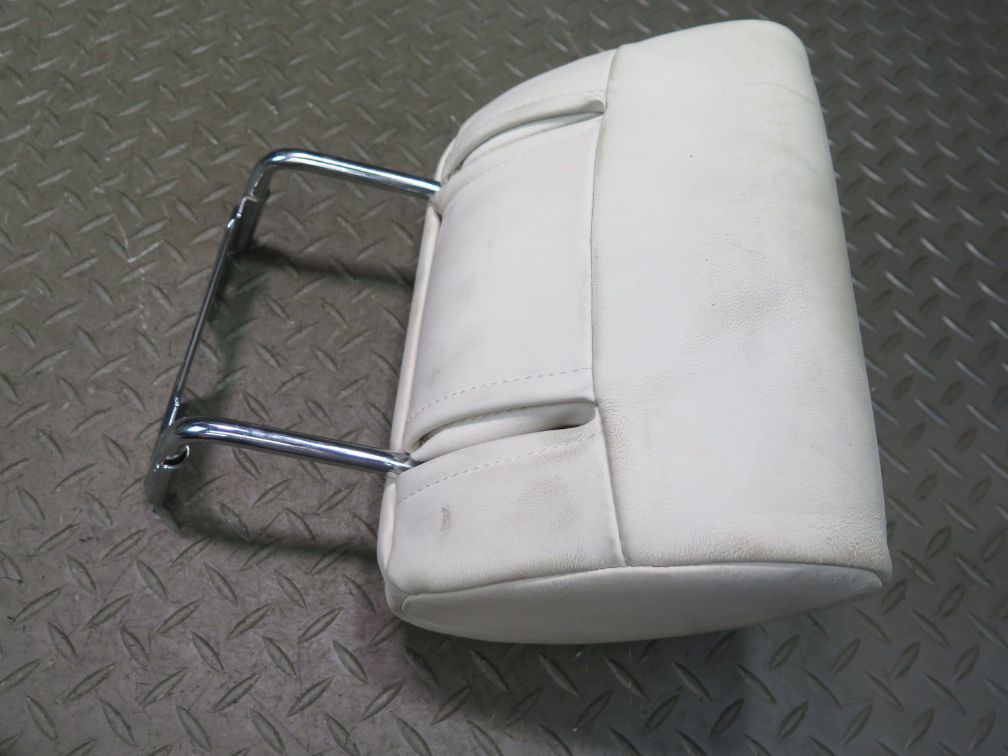 08-12 Lexus UVF46L LS600h Set of 3 Rear Left Center Right Leather Headrest OEM
