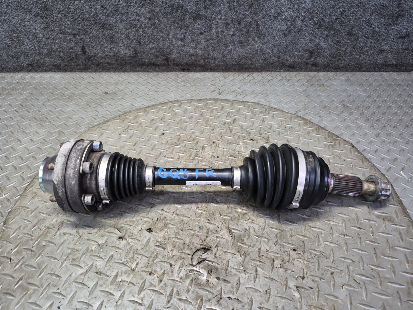 11-15 Audi 4L Q7 3.0L AWD Front Left or Right Axle Shaft OEM