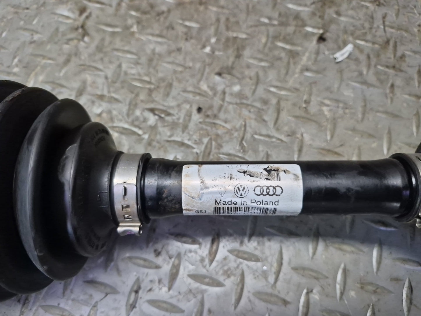 11-15 Audi 4L Q7 3.0L AWD Front Left or Right Axle Shaft OEM