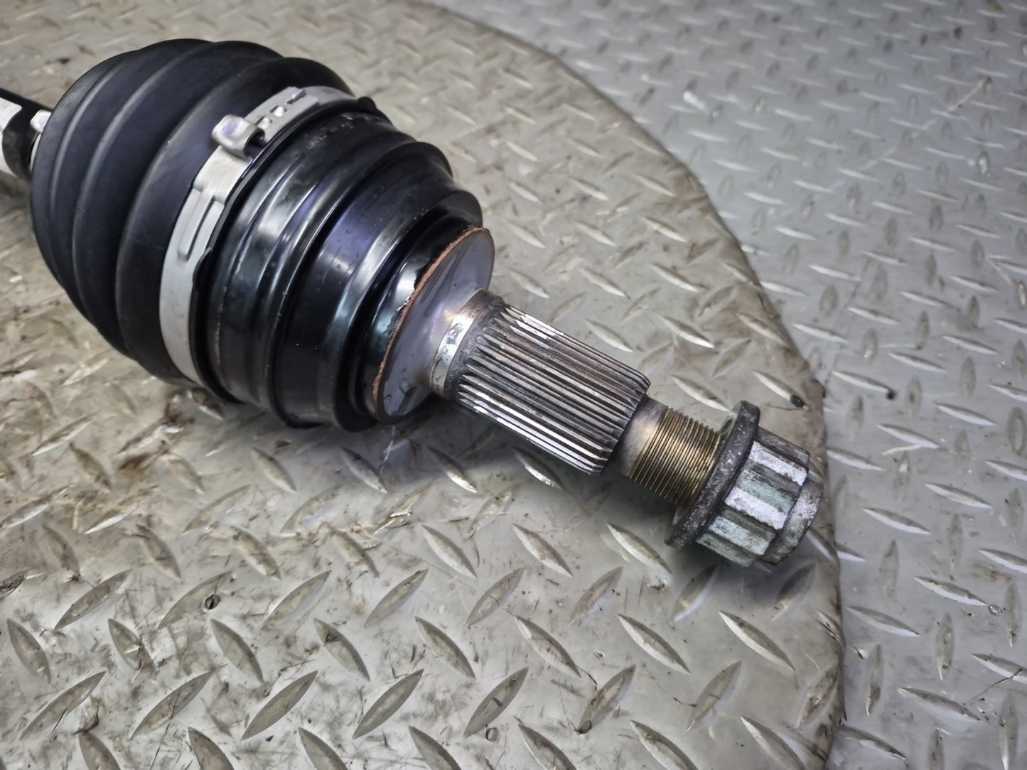 11-15 Audi 4L Q7 3.0L AWD Front Left or Right Axle Shaft OEM