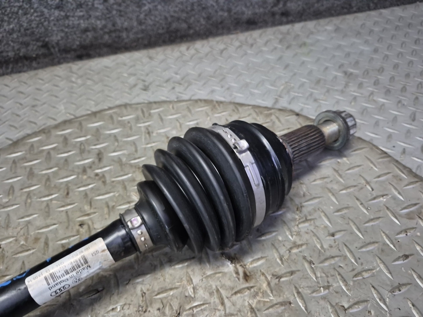 11-15 Audi 4L Q7 3.0L AWD Front Left or Right Axle Shaft OEM