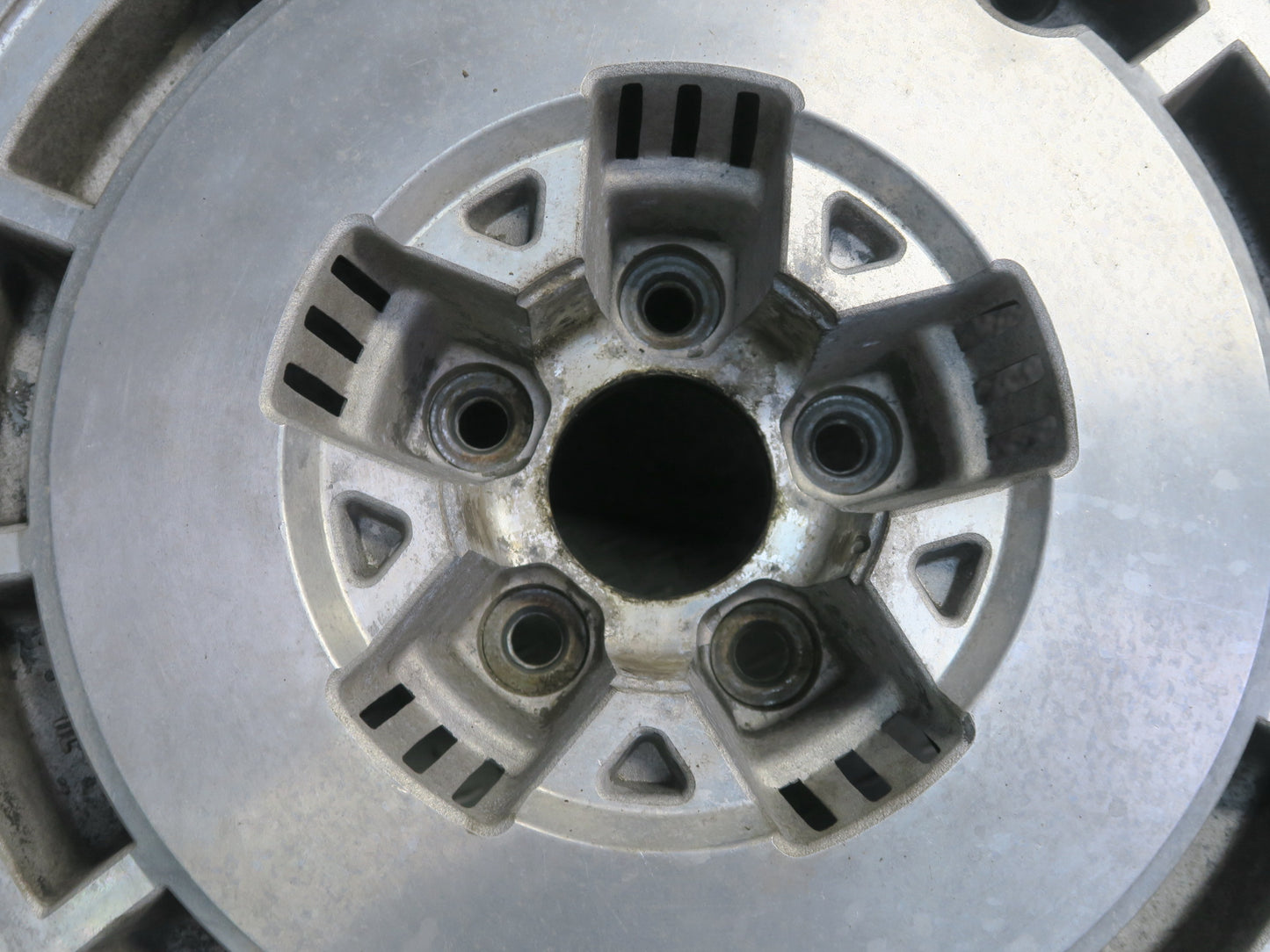 84-87 Nissan Z31 300ZX Set of 4 Factory R15" Wheel Rim 15x6.5JJ ET10 OEM