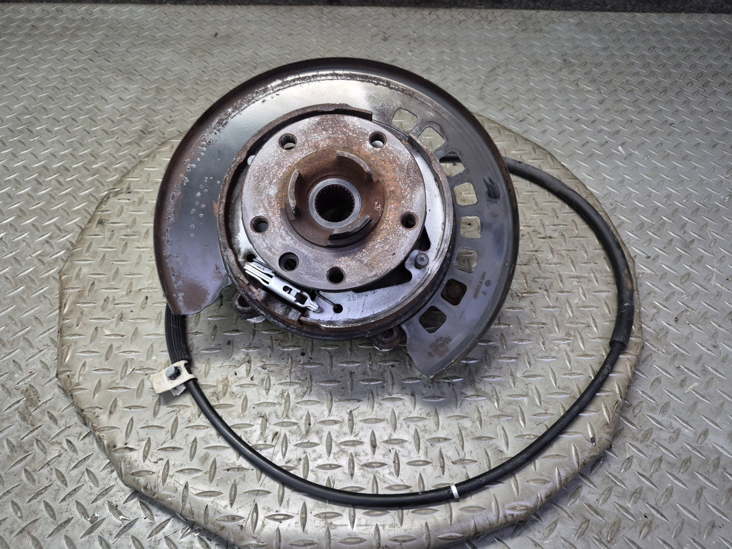 11-15 Audi 4L Q7 AWD Rear Right Spindle Knuckle Wheel Hub Bearing OEM