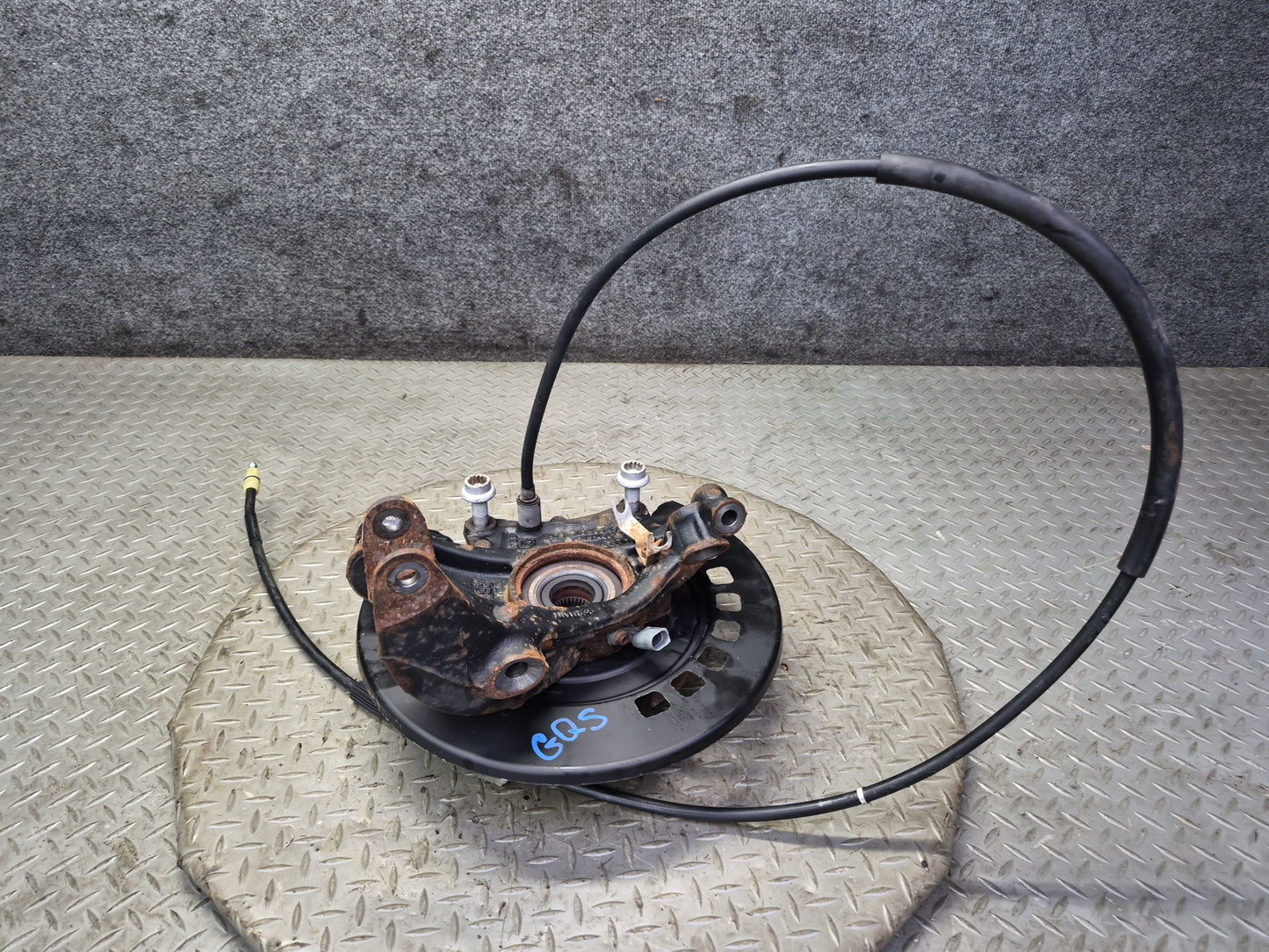 11-15 Audi 4L Q7 AWD Rear Right Spindle Knuckle Wheel Hub Bearing OEM