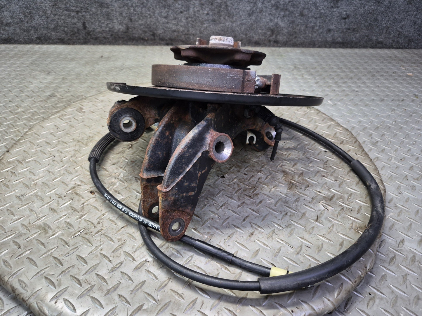 11-15 Audi Q7 4L AWD Rear Left Spindle Knuckle Wheel Hub Bearing OEM
