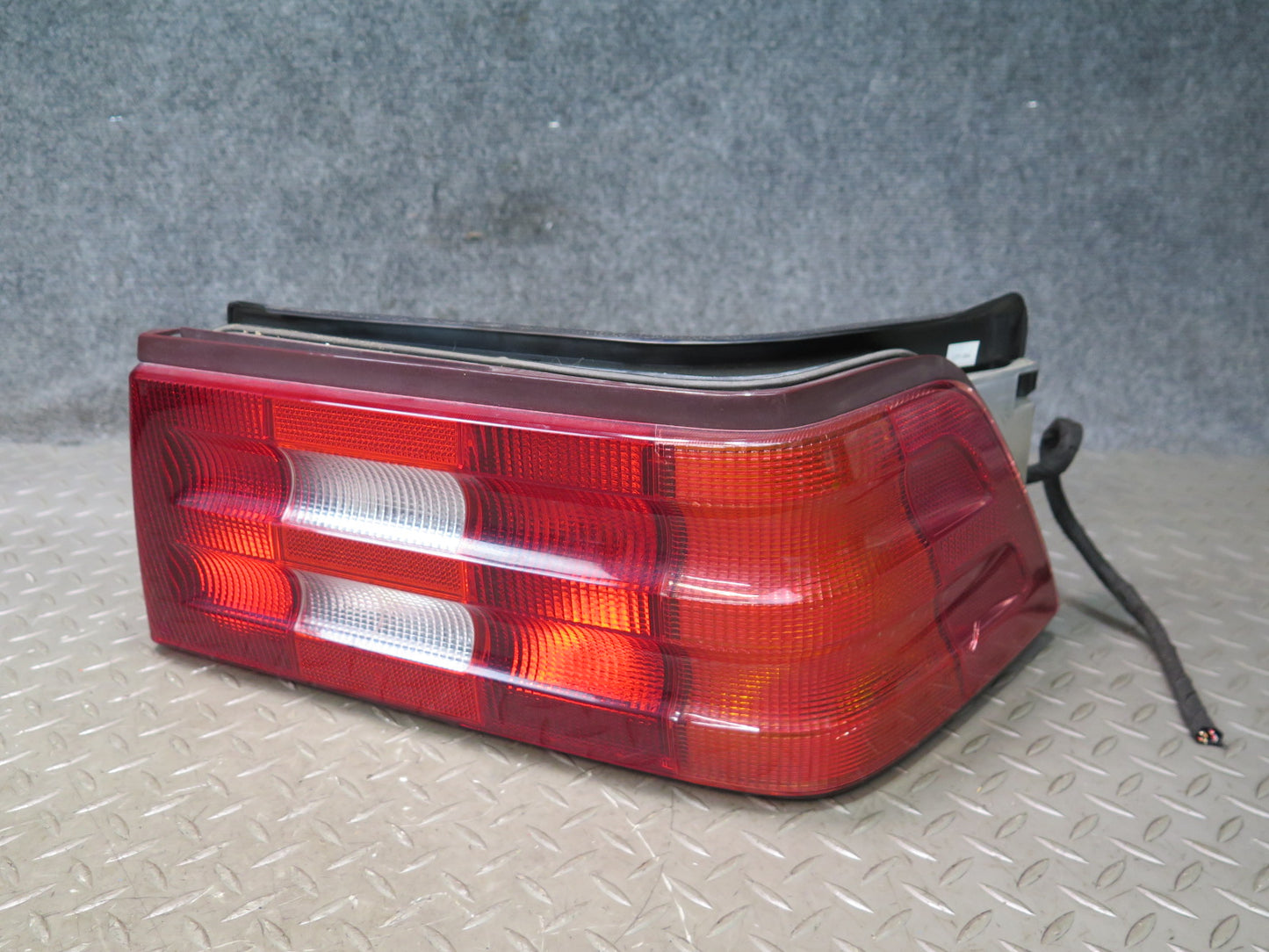 99-02 Mercedes R129 SL500 SL600 Set of 2 Rear Left & Right Tail Light Lamp OEM