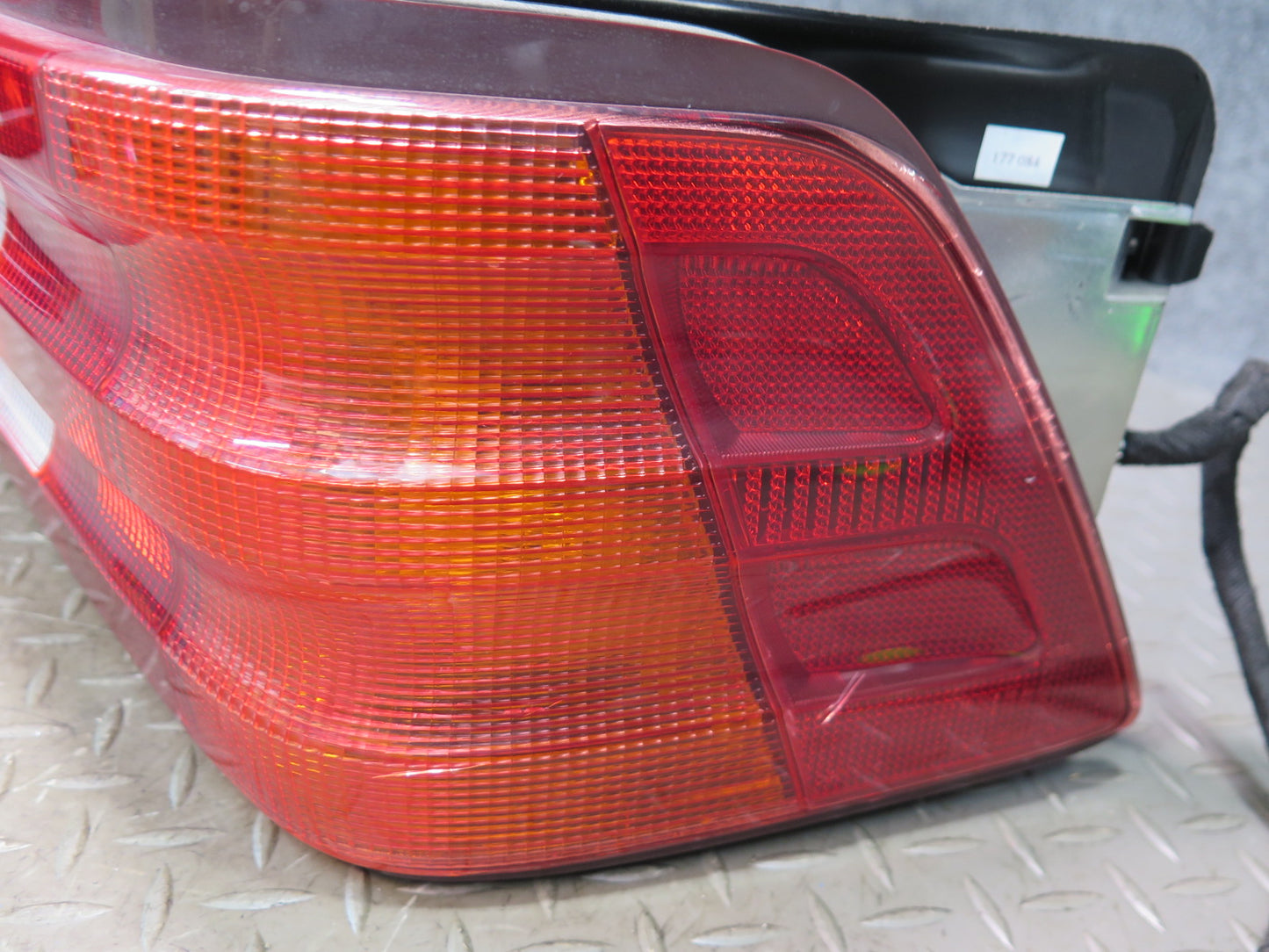 99-02 Mercedes R129 SL500 SL600 Set of 2 Rear Left & Right Tail Light Lamp OEM