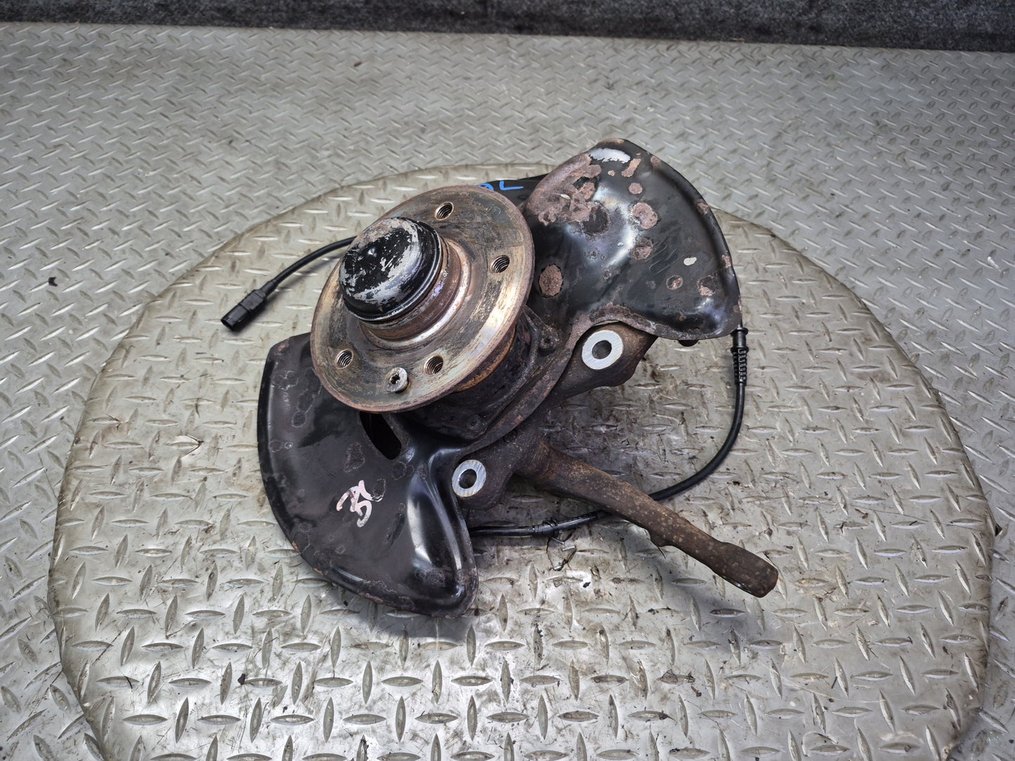 96-02 Mercedes R129 SL500 Front Right Spindle Knuckle Wheel Hub Bearing OEM