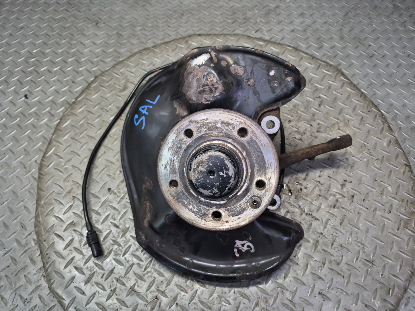 96-02 Mercedes R129 SL500 Front Right Spindle Knuckle Wheel Hub Bearing OEM