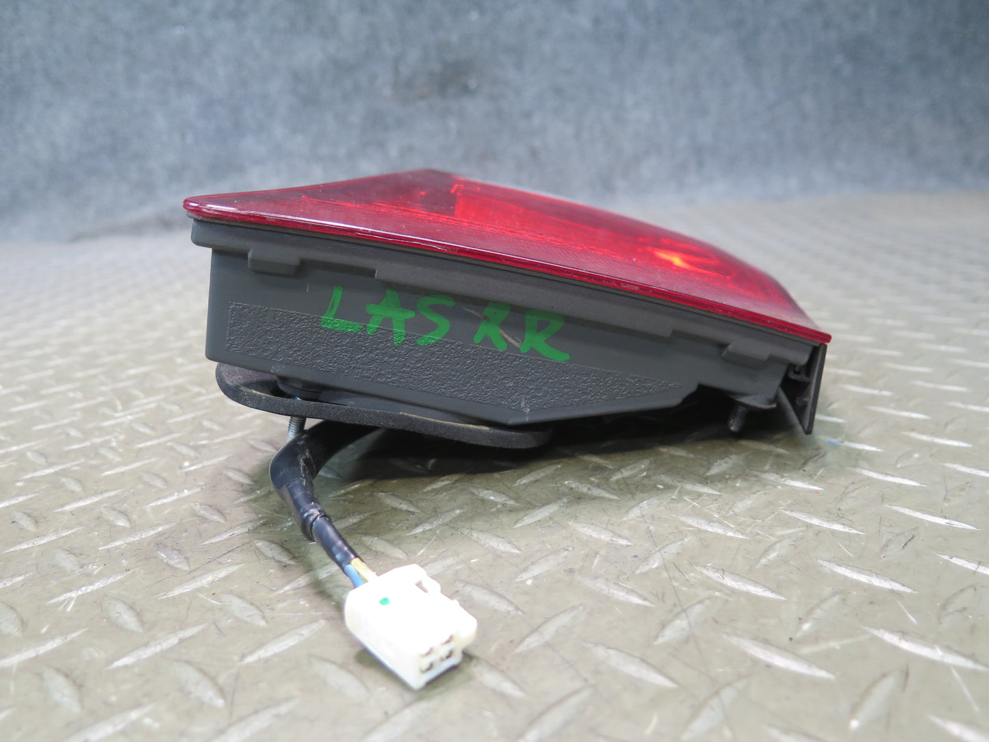 08-09 Lexus UVF46L LS600h Set of 2 Rear Left & Right Inner Tail Light Lamp OEM