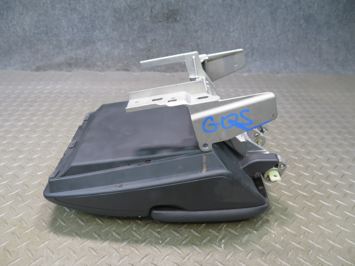 07-15 Audi Q7 4L Center Console Armrest Lid Storage w CUP Holder Black OEM