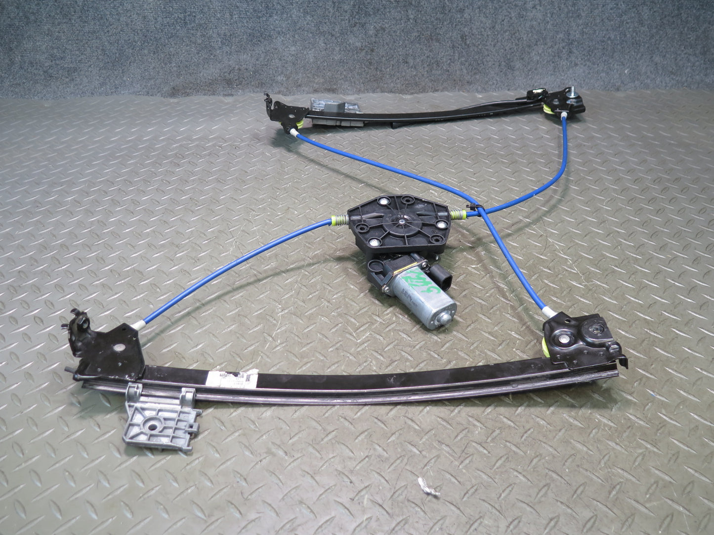 2008-2019 Maserati Granturismo M145 Left Door Window Regulator w Motor