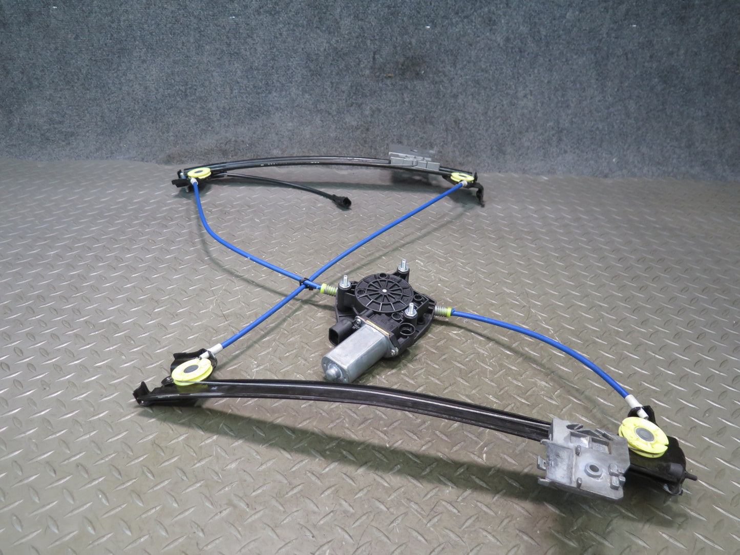 2008-2019 Maserati Granturismo M145 Left Door Window Regulator w Motor