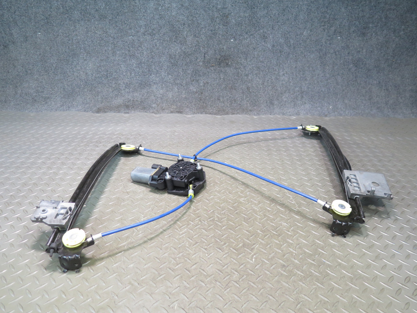 2008-2019 Maserati Granturismo M145 Left Door Window Regulator w Motor