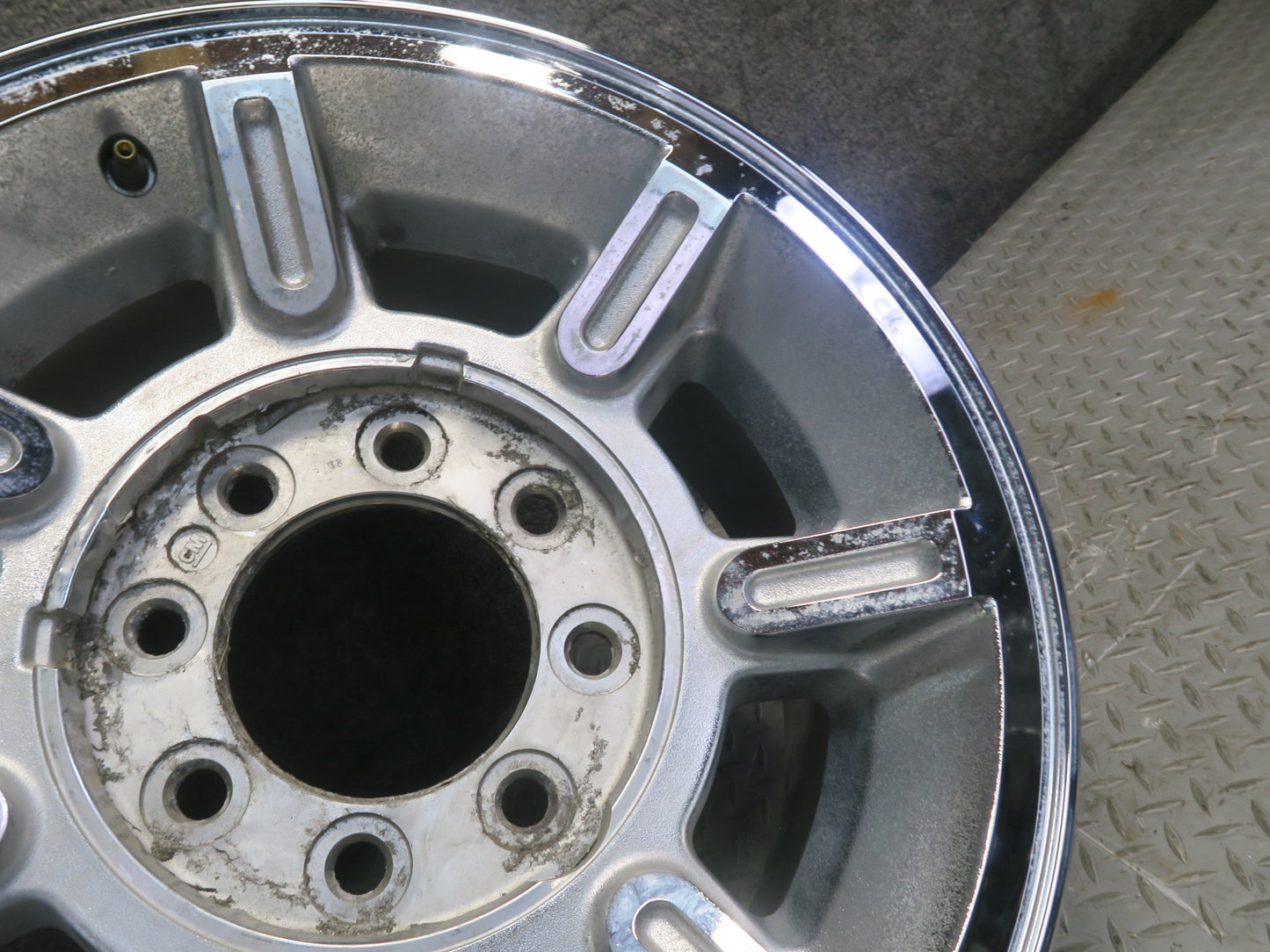 2003-2007 Hummer H2 Alloy R17" Chrome Wheel Rim 17x8.5 ET18 9594459