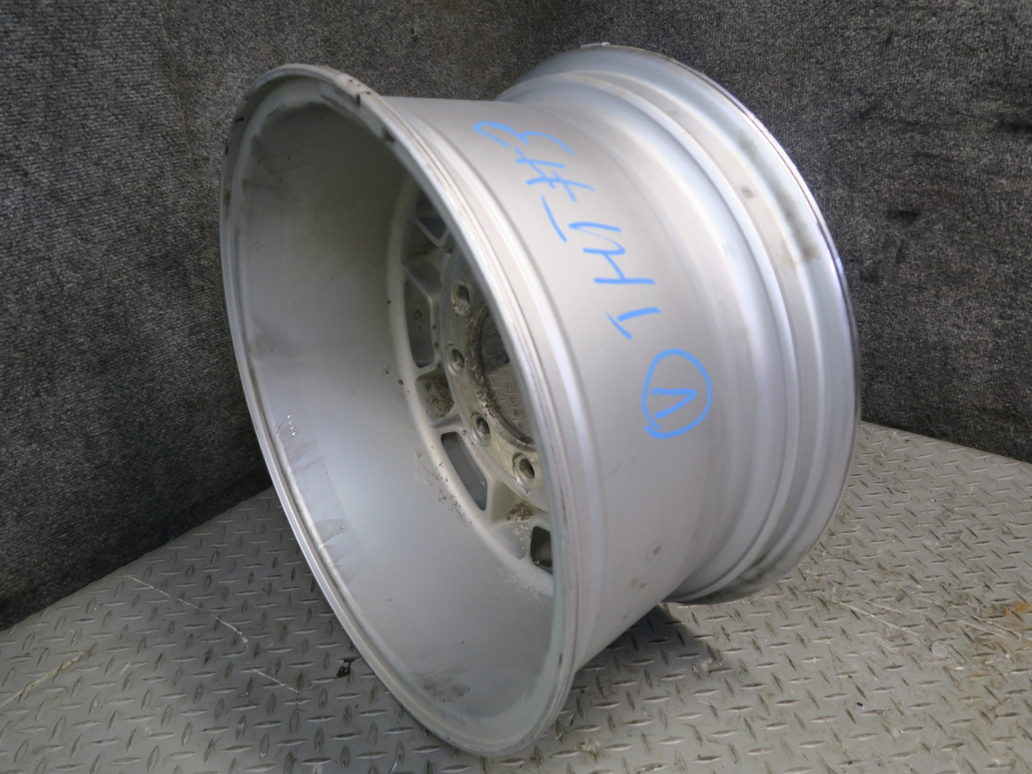2003-2007 Hummer H2 Alloy R17" Chrome Wheel Rim 17x8.5 ET18 9594459
