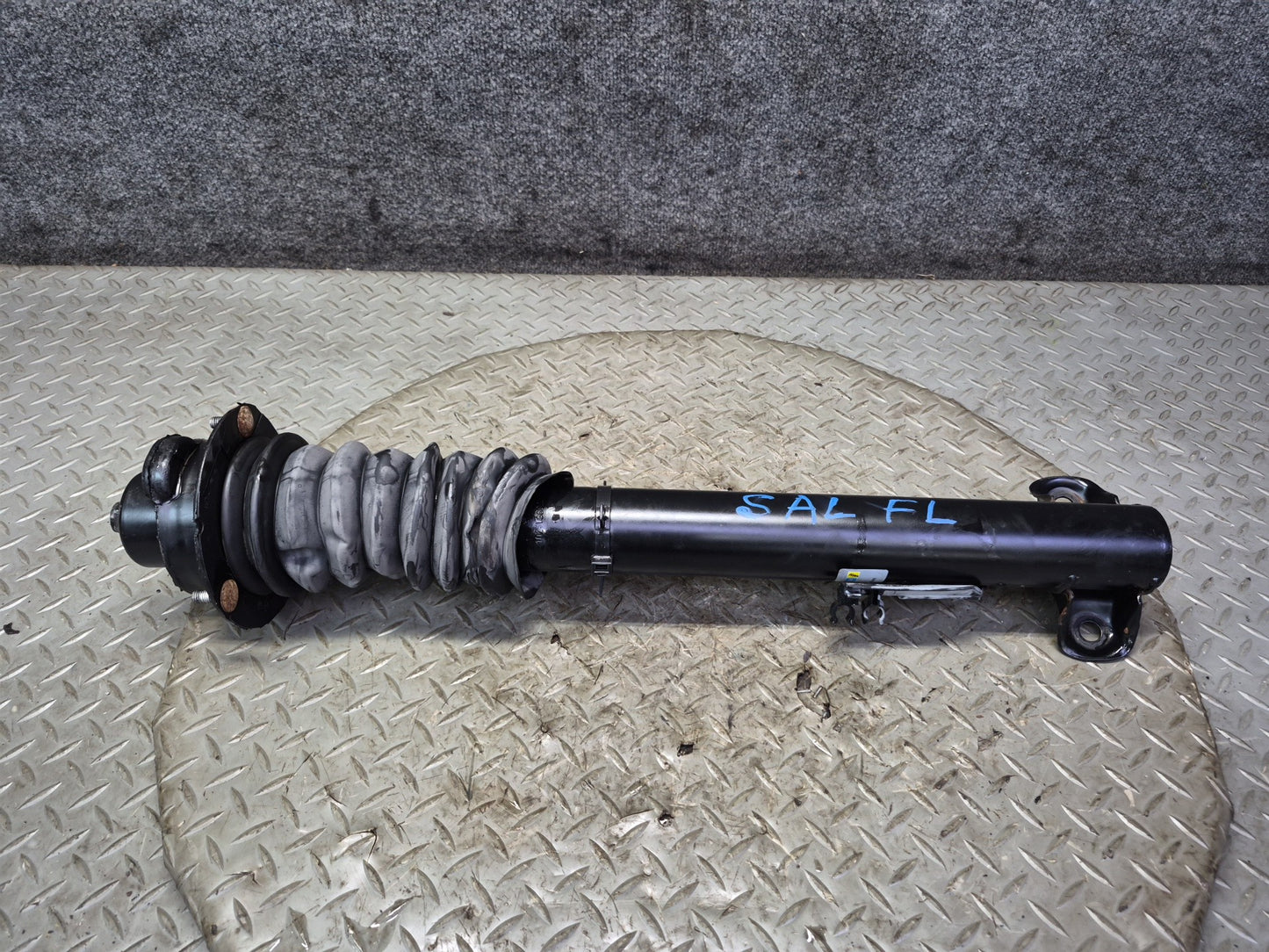 96-02 Mercedes R129 Sl-class RWD Set of 2 Front Bilstein Strut Shock Absorber