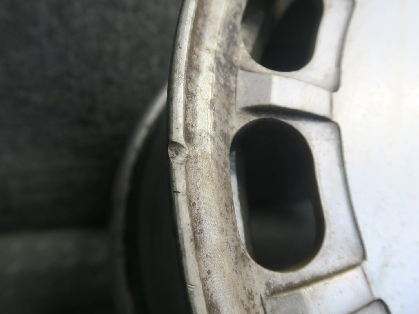 86-89 Mercedes R107 Set of 4 Factory R15 15" Alloy Wheel Rim 15x7J ET25 OEM