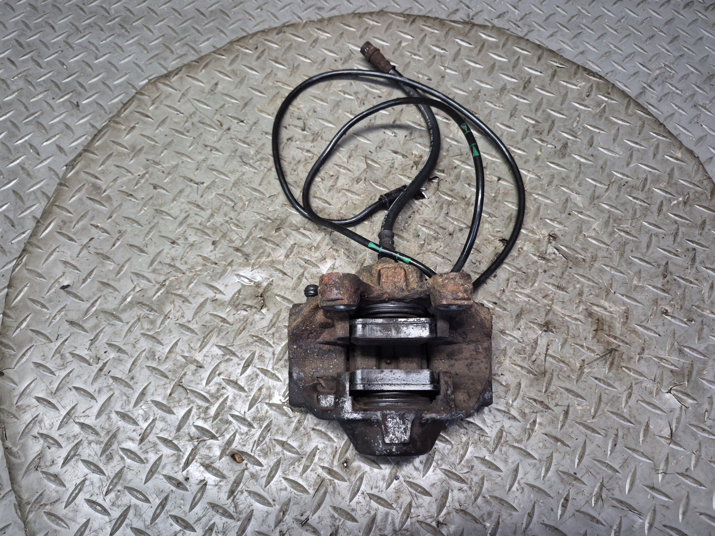 99-02 Mercedes R129 SL500 Set of 2 Rear Left & Right Brake Caliper OEM