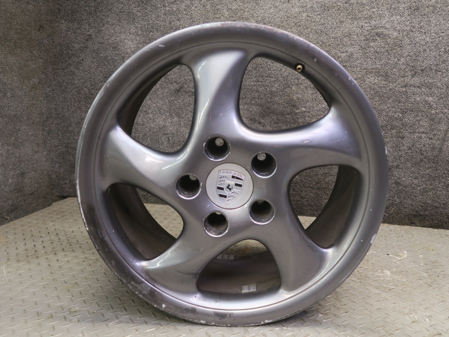 1999-2004 Porsche 911 996 Rear Alloy R18" Wheel Rim 18x9 ET52 99336213801