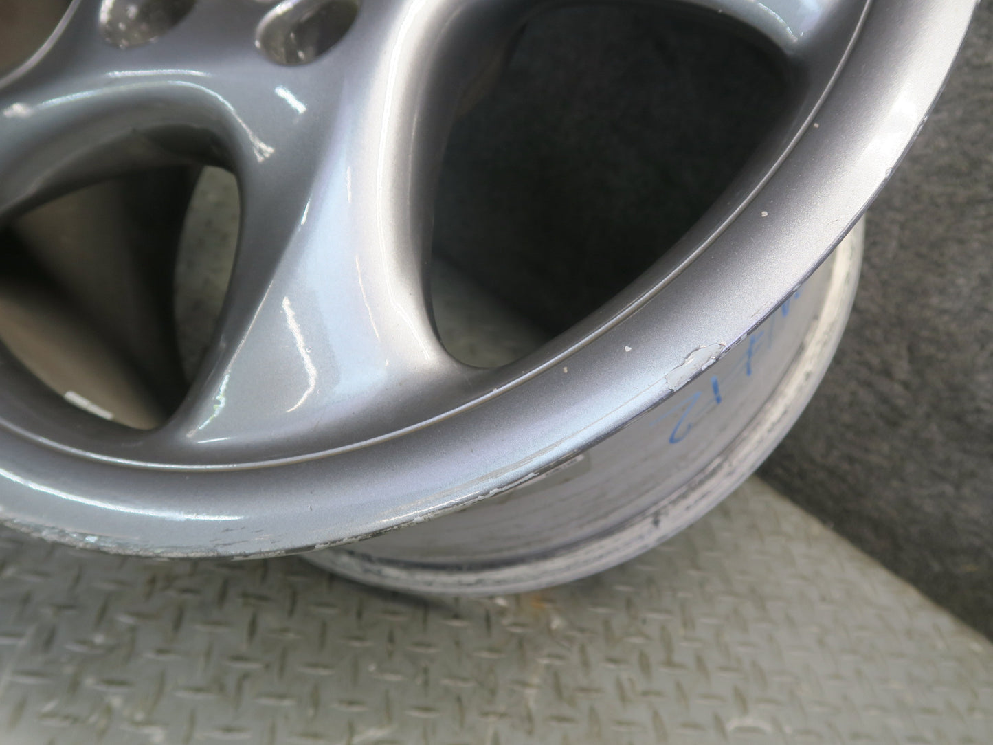 1999-2004 Porsche 911 996 Rear Alloy R18" Wheel Rim 18x9 ET52 99336213801