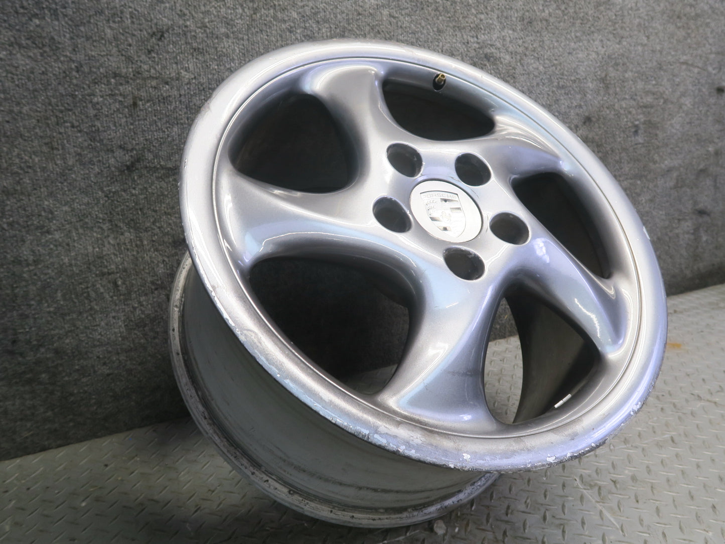1999-2004 Porsche 911 996 Rear Alloy R18" Wheel Rim 18x9 ET52 99336213801