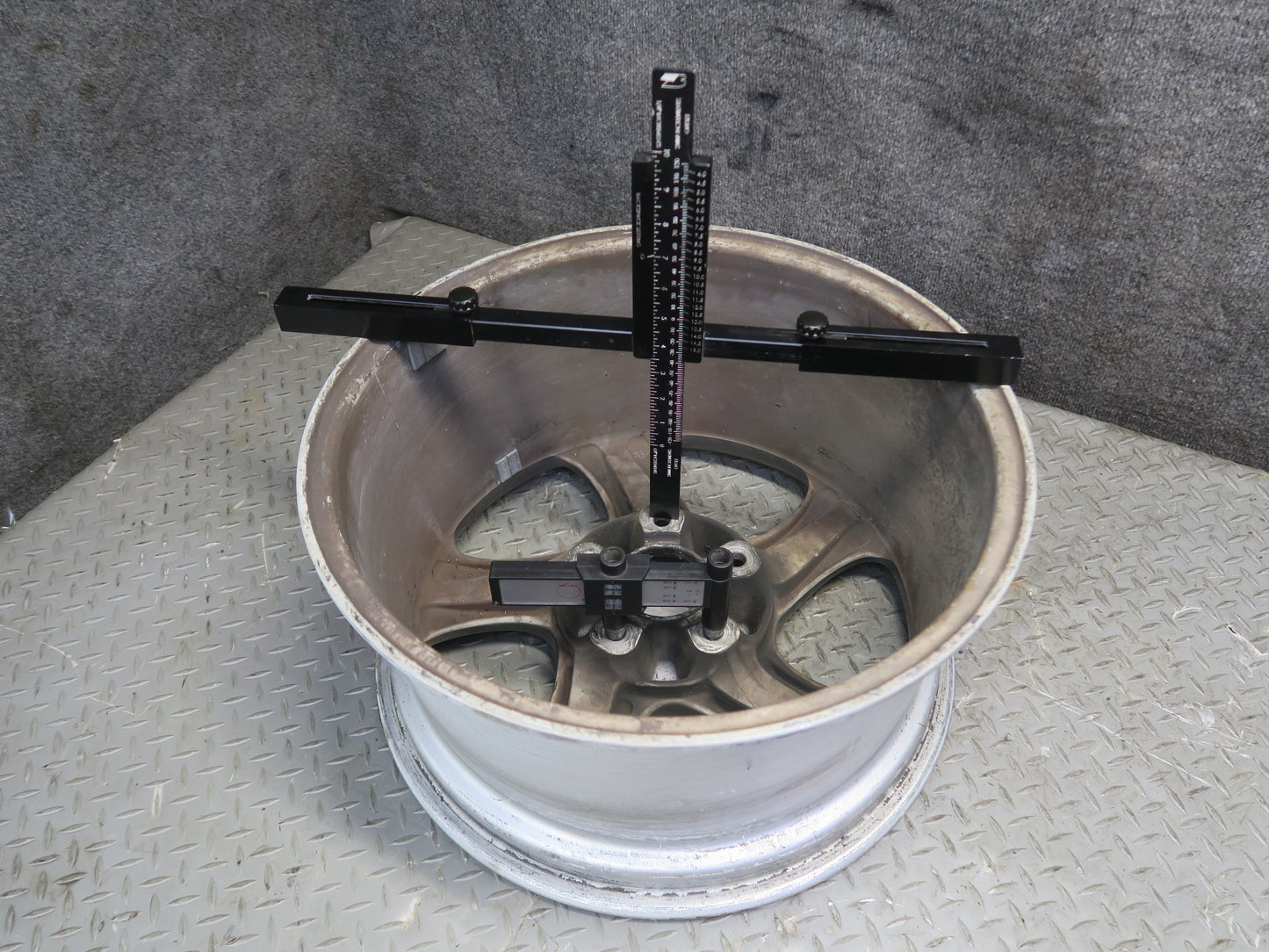 1999-2004 Porsche 911 996 Rear Alloy R18" Wheel Rim 18x9 ET52 99336213801