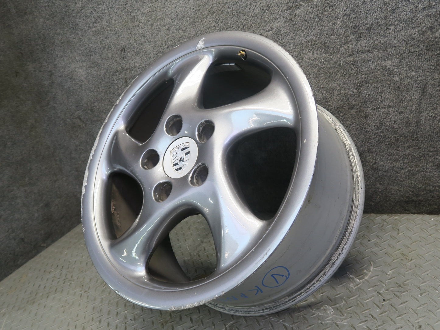 1999-2004 Porsche 911 996 Rear Alloy R18" Wheel Rim 18x9 ET52 99336213801