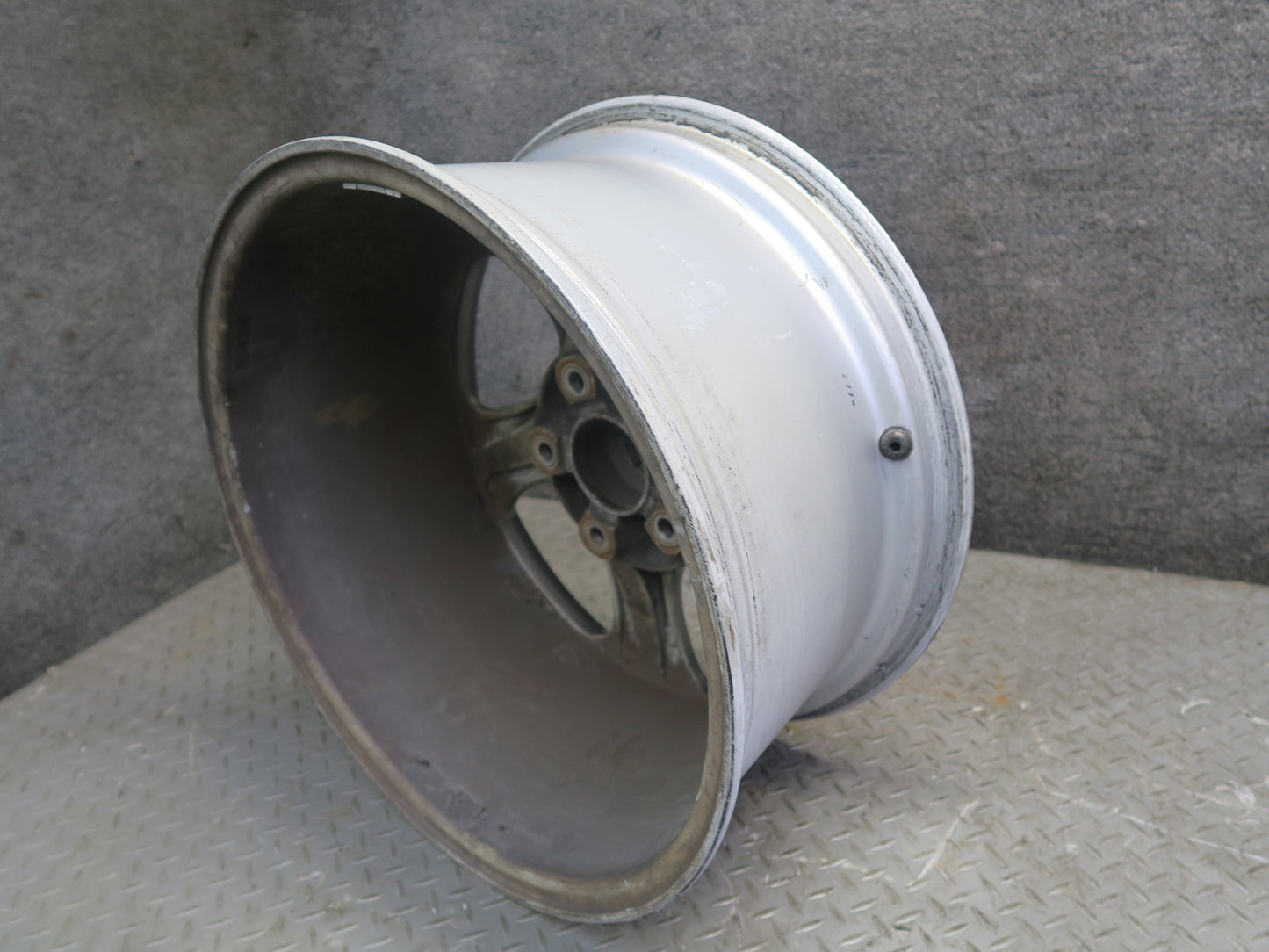 1999-2004 Porsche 911 996 Rear Alloy R18" Wheel Rim 18x9 ET52 99336213801