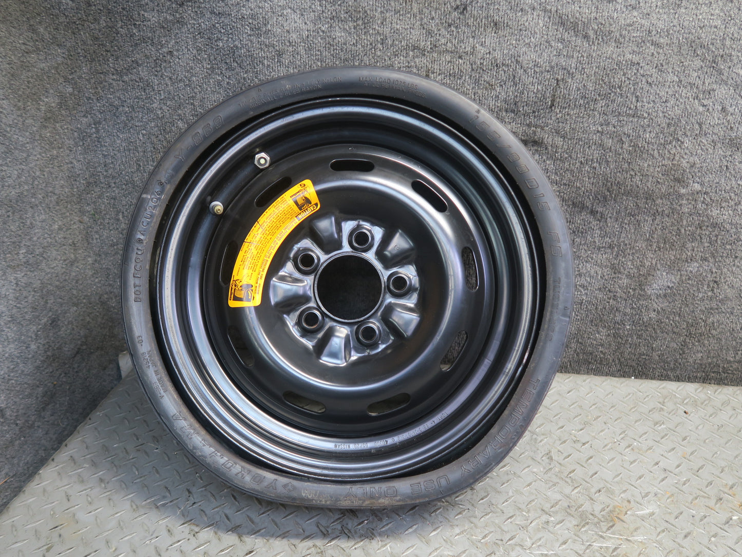 84-89 Nissan Z31 300ZX Spare R15" Tire Wheel 15x5J 155/90 40300-05P20 OEM