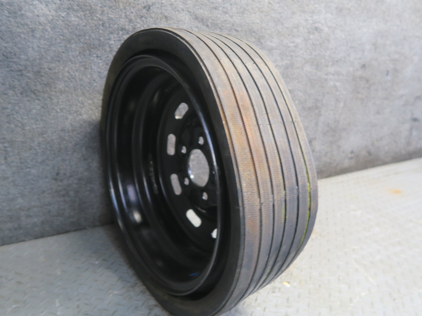 84-89 Nissan Z31 300ZX Spare R15" Tire Wheel 15x5J 155/90 40300-05P20 OEM