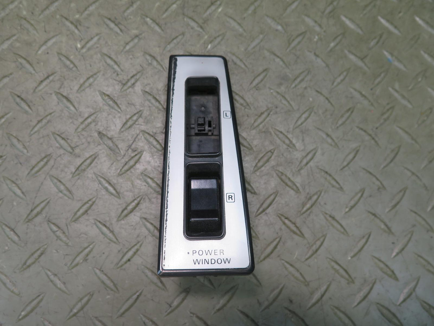 85-88 Nissan Z31 300ZX 2+0 Left Door Master Power Window Switch 25401-19P00 OEM