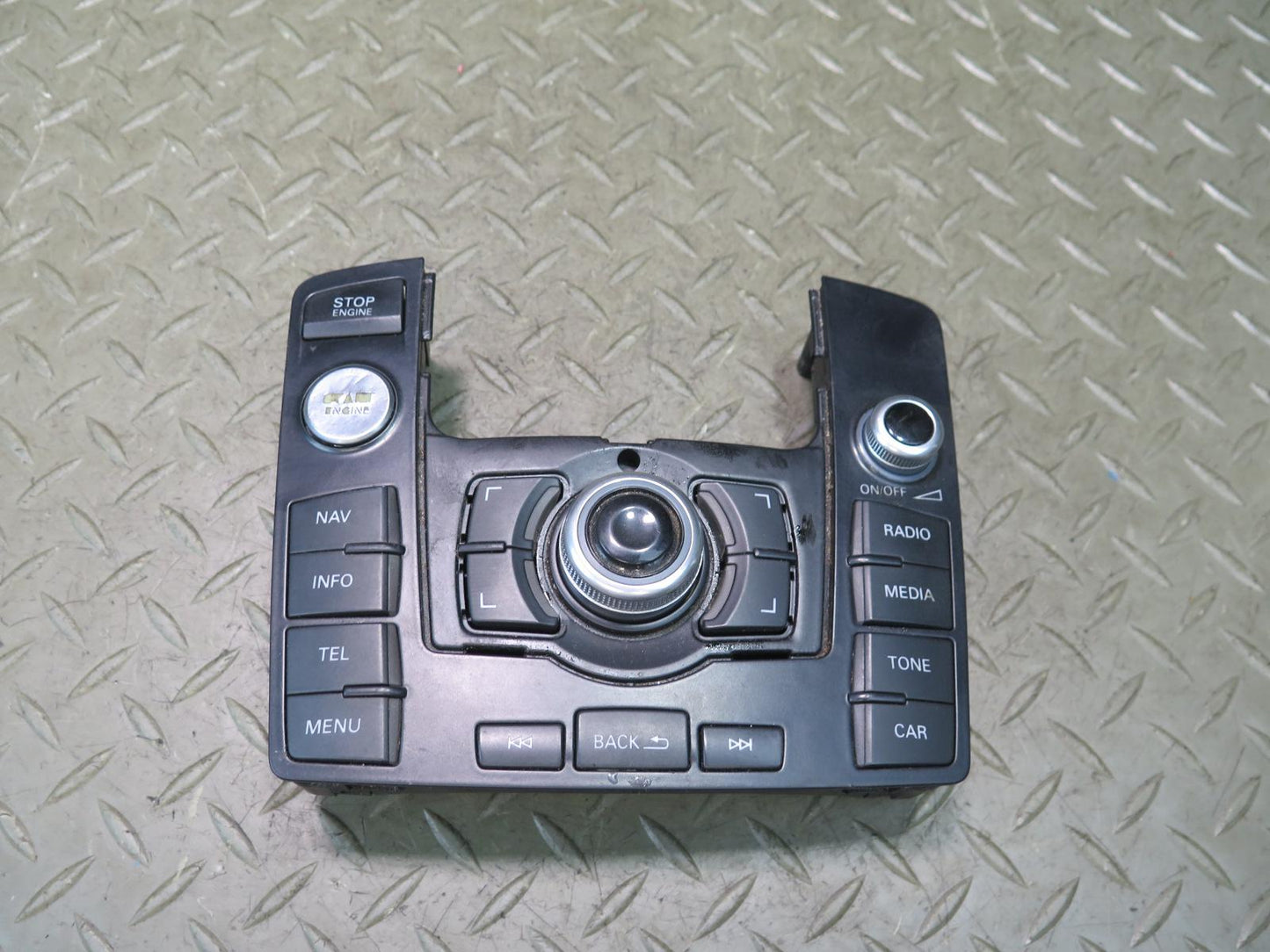 12-15 Audi 4L Q7 Front Center Console GPS Navi Radio Multimedia Switch OEM